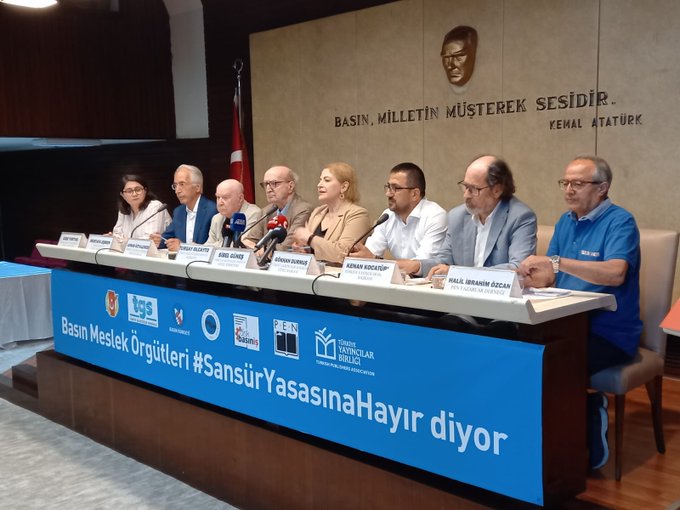 Basın meslek örgütlerinden yeni yasaya tepki